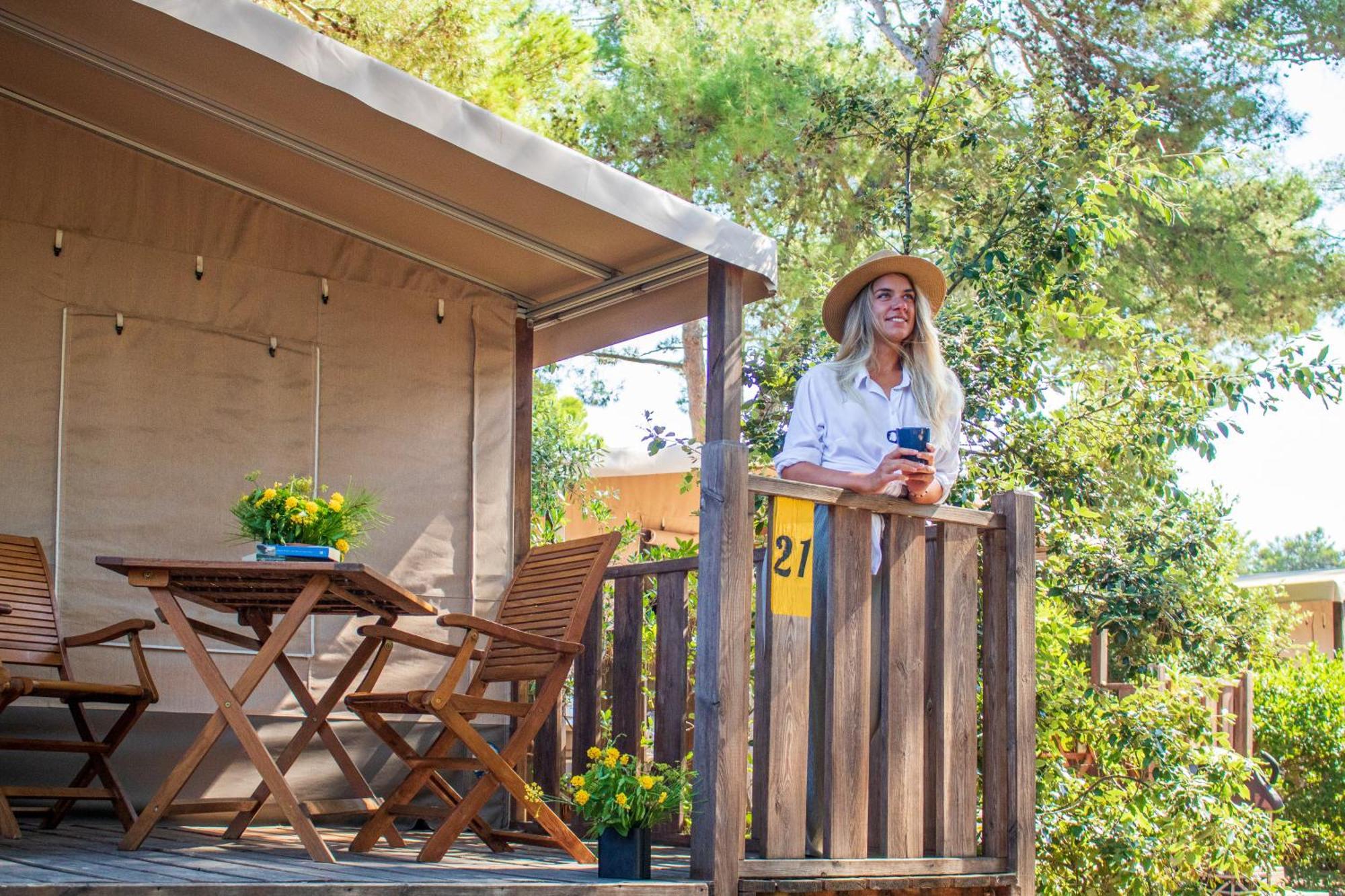 Zaton Holiday Resort Glamping Tents Нин Экстерьер фото